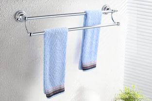 毛巾架安装高度与材质选择指南